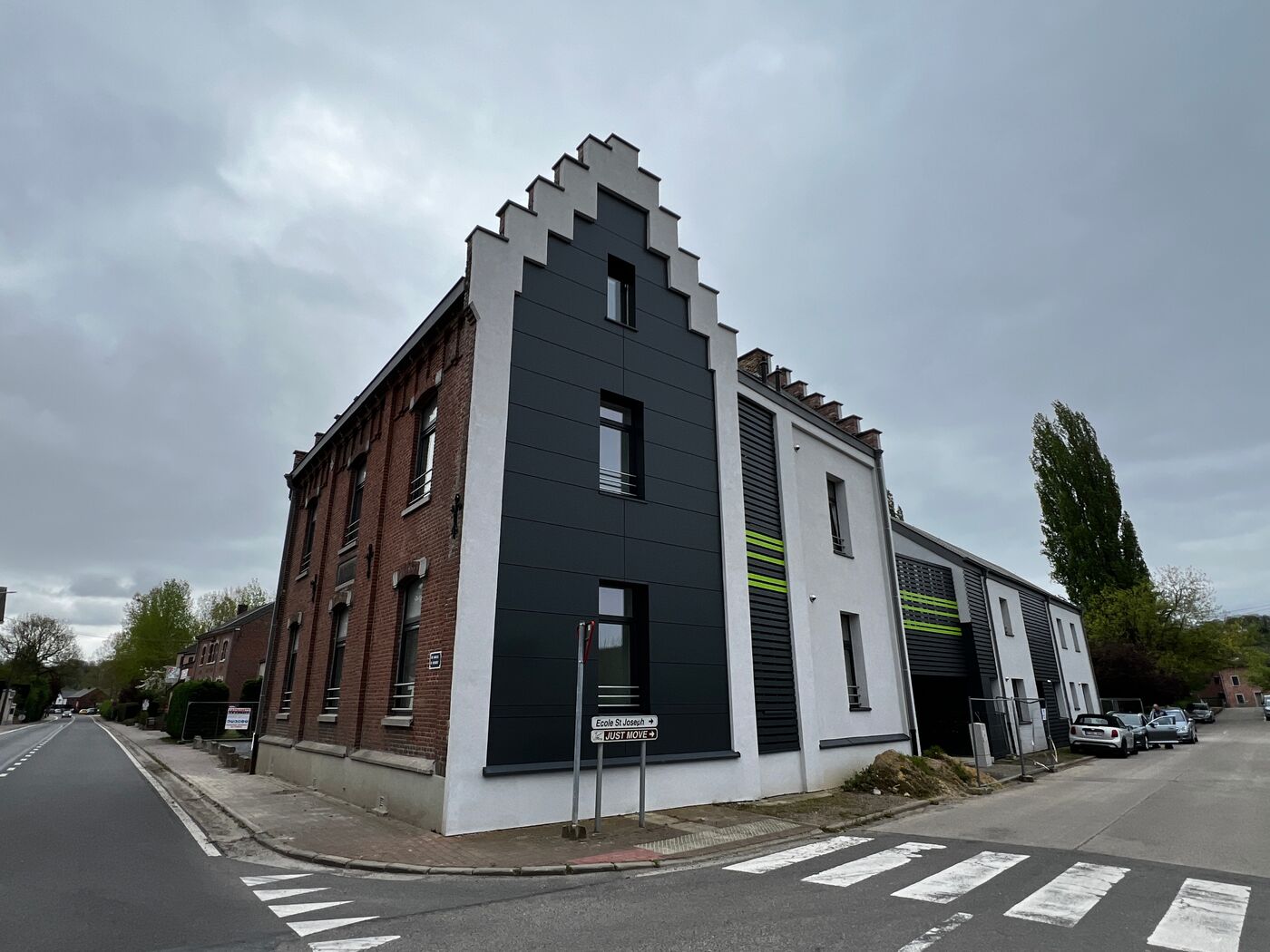 REHABILITATION d'une ANC. GENDARMERIE en 8 LOGEMENTS PUBLICS