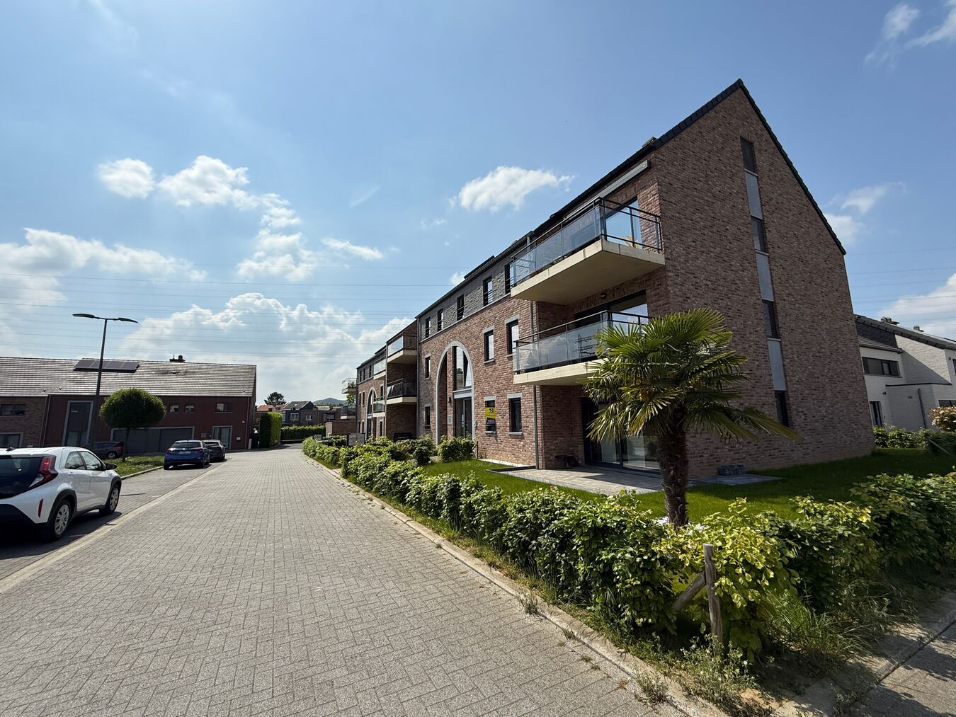 CONSTRUCTION de 75 LOGEMENTS PRIVES avec VOIRIE