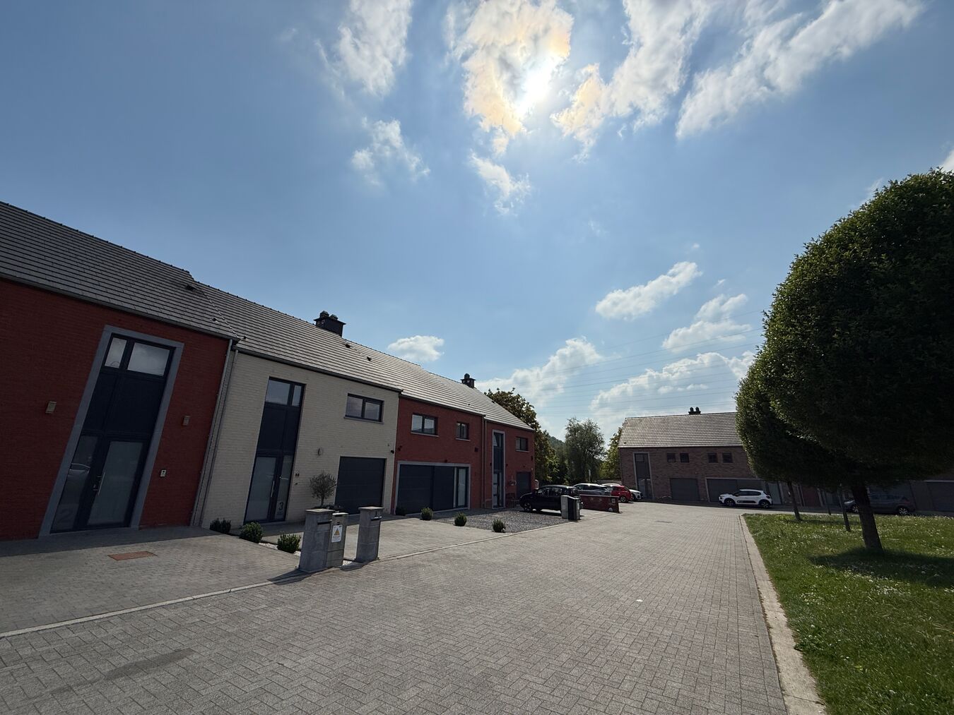 CONSTRUCTION de 75 LOGEMENTS PRIVES avec VOIRIE