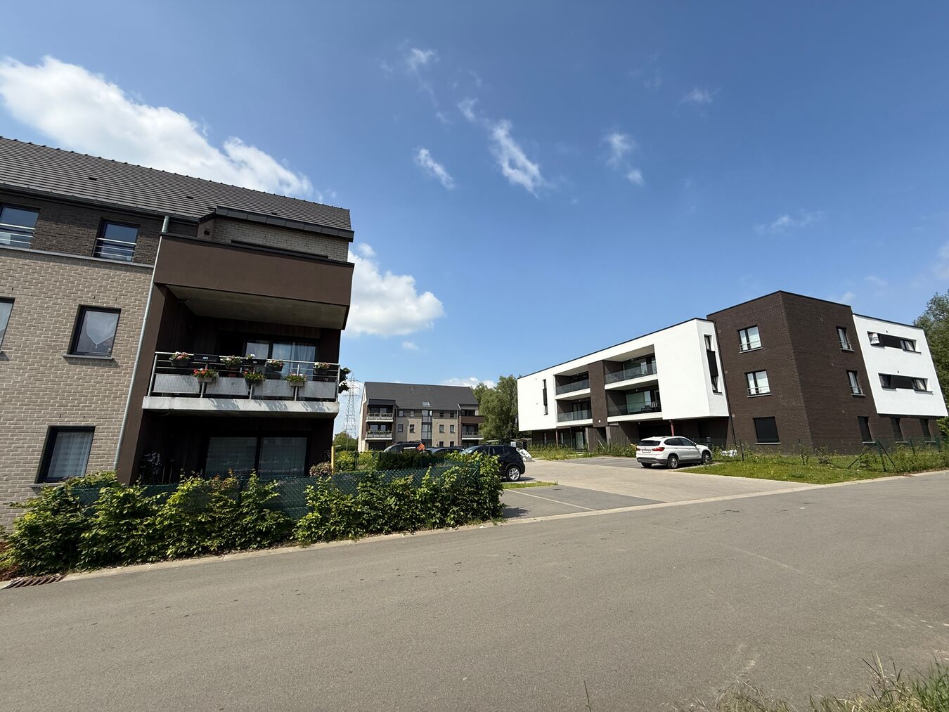 CONSTRUCTION de 75 LOGEMENTS PRIVES avec VOIRIE